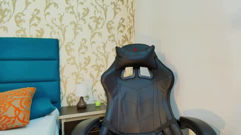 Snapshot of marcus_jeron chatting on 09.08.25 marcus_jeron online show from 09.08.25