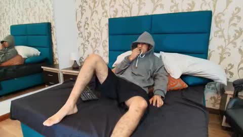 Snapshot of marcus_jeron chatting on 10.22.25 marcus_jeron online show from 10.22.25