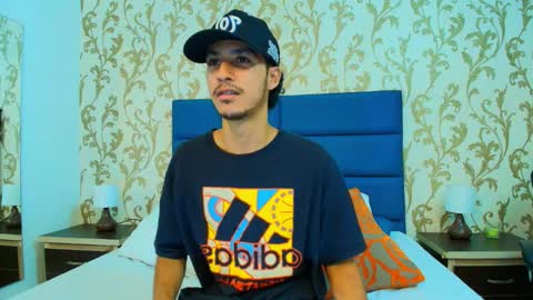 Snapshot of marcus_jeron chatting on 11.05.25 marcus_jeron online show from 11.05.25