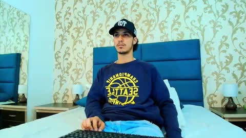 Snapshot of marcus_jeron chatting on 11.12.25 marcus_jeron online show from 11.12.25