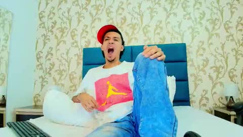 Snapshot of marcus_jeron chatting on 11.28.25 marcus_jeron online show from 11.28.25