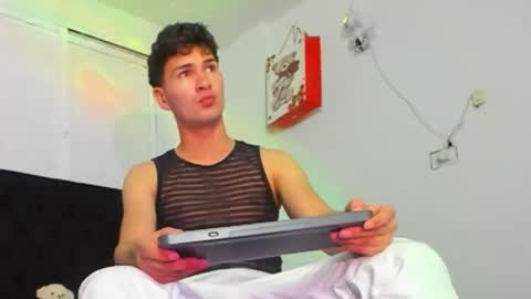 Marcus Independent Model online show from 05.01.26