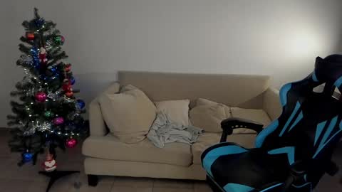 Snapshot of marcussmit chatting on 12.11.24 Marcus online show from 12.11.24