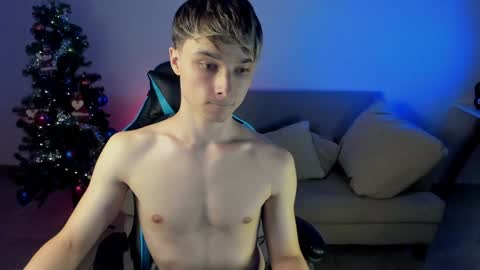 Snapshot of marcussmit chatting on 12.12.24 Marcus online show from 12.12.24