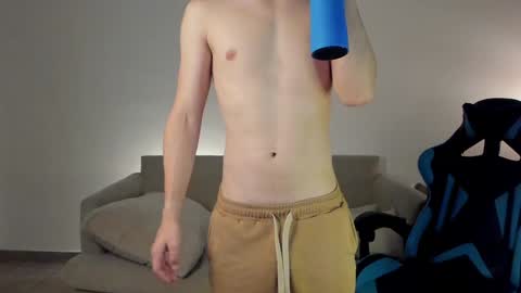 Snapshot of marcussmit chatting on 01.10.25 Marcus online show from 01.10.25