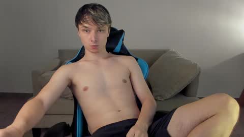 Snapshot of marcussmit chatting on 01.23.25 Marcus online show from 01.23.25