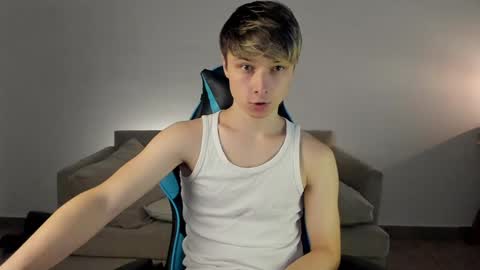 Snapshot of marcussmit chatting on 01.31.25 Marcus online show from 01.31.25