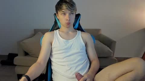 Snapshot of marcussmit chatting on 02.01.25 Marcus online show from 02.01.25