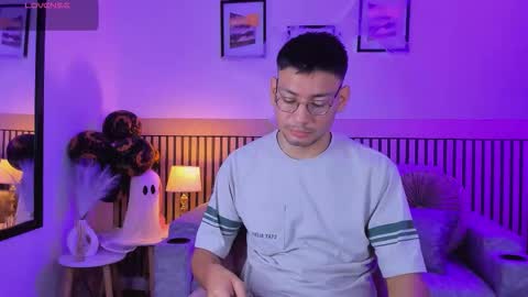 Snapshot of marcuswildx chatting on 10.16.25 marcus online show from 10.16.25