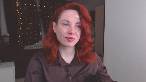 Snapshot of margaret_wilson chatting on 11.29.25 Margaret online show from 11.29.25