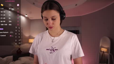 Snapshot of margarethowell chatting on 11.18.25 Margaret online show from 11.18.25