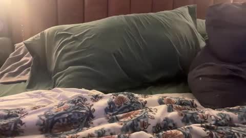 Elle online show from 11.26.25