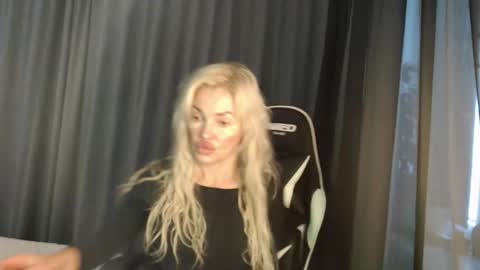 Margoo online show from 10.22.25