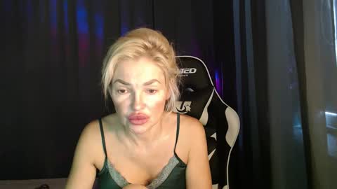 Margoo online show from 10.27.25