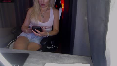 Margoo online show from 11.27.25