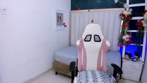 Margot  online show from 06.23.26