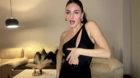 Margot online show from 10.25.25