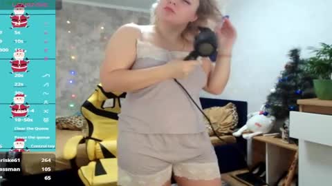 Snapshot of mari_77777 chatting on 01.02.25 Mari online show from 01.02.25