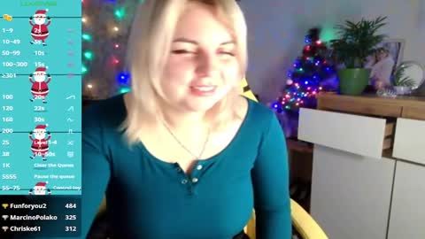 Snapshot of mari_77777 chatting on 01.06.25 Mari online show from 01.06.25