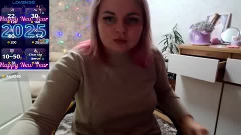 Snapshot of mari_77777 chatting on 01.20.25 Mari online show from 01.20.25