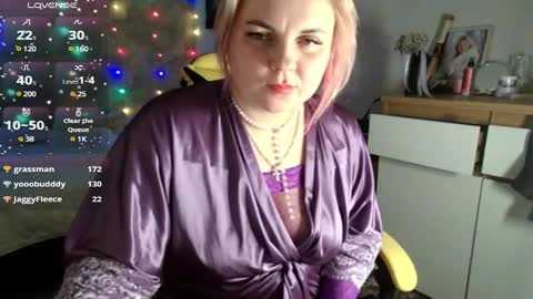 Snapshot of mari_77777 chatting on 01.31.25 Mari online show from 01.31.25