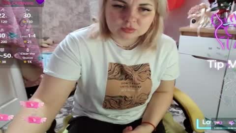 Snapshot of mari_77777 chatting on 03.03.25 Mari online show from 03.03.25