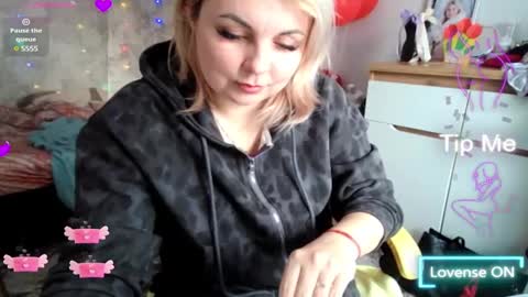 Snapshot of mari_77777 chatting on 03.07.25 Mari online show from 03.07.25