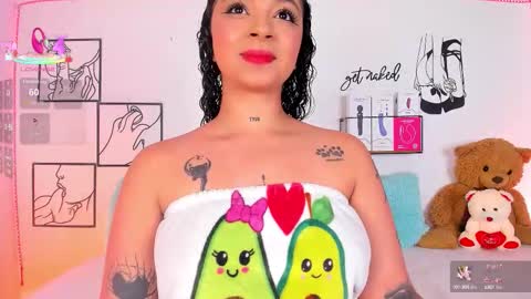 Mari Sweett  online show from 09.14.25