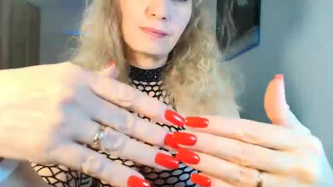 maria_anna_mmm online show from 04.25.26
