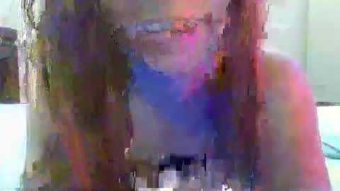 Mareu online show from 11.10.25