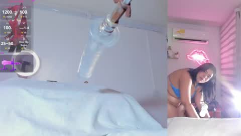 Snapshot of maria_jones__ chatting on 03.28.26 maria_jones__ online show from 03.28.26