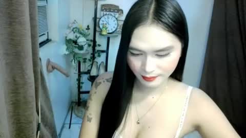 Snapshot of maria_laboxxx chatting on 10.03.25 Marga online show from 10.03.25