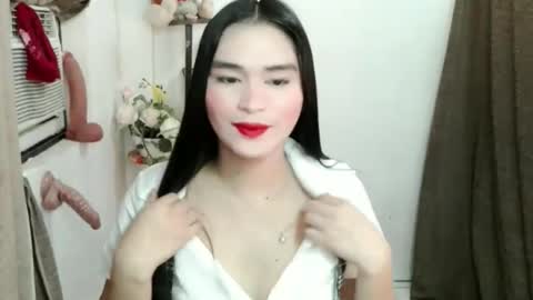 Snapshot of maria_laboxxx chatting on 10.19.25 Marga online show from 10.19.25