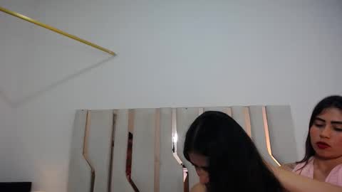 Snapshot of maria_lorens chatting on 01.25.25 -- MARIA -- online show from 01.25.25