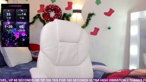 Snapshot of maria_mendoza chatting on 12.22.24 Maria online show from 12.22.24