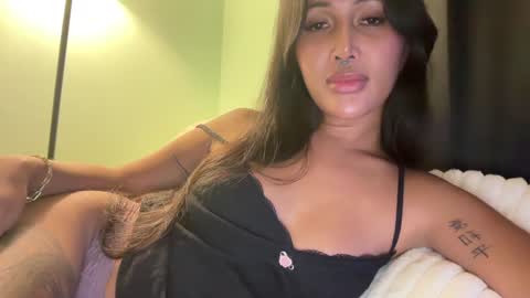 Snapshot of mariafatale_00 chatting on 01.14.25 Maria online show from 01.14.25