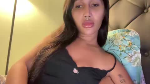 Snapshot of mariafatale_00 chatting on 02.17.25 Maria online show from 02.17.25