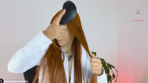 Snapshot of mariafer05 chatting on 12.25.24 Maria Fer online show from 12.25.24