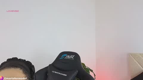 Snapshot of mariafer05 chatting on 01.03.25 Maria Fer online show from 01.03.25