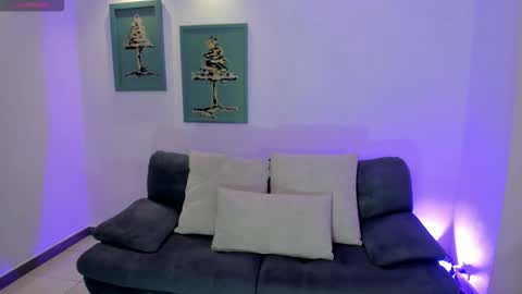 MARIA HERRERA  online show from 09.11.25