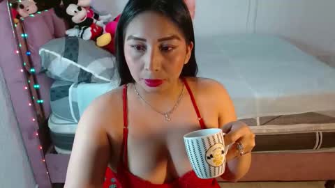 Mariajose online show from 10.15.25