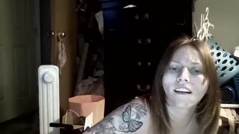 Snapshot of mariamaybe24 chatting on 12.18.24 Mariah online show from 12.18.24