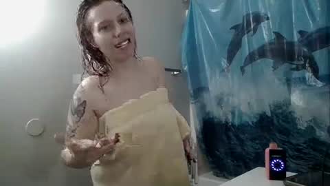 Snapshot of mariamaybe24 chatting on 01.13.25 Mariah online show from 01.13.25