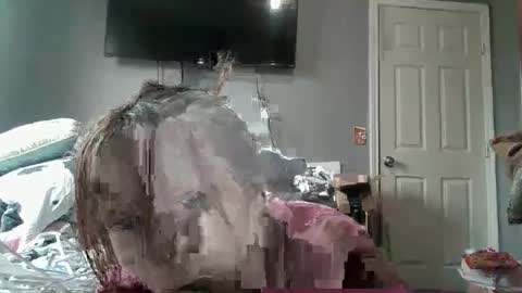 Snapshot of mariamaybe24 chatting on 02.14.25 Mariah online show from 02.14.25