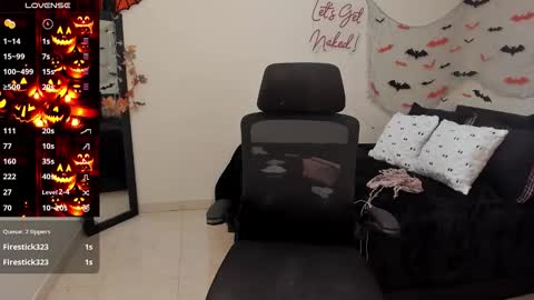   Mariam Castiblanco online show from 10.16.25