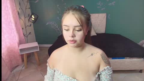 M A R I A N A online show from 03.10.25