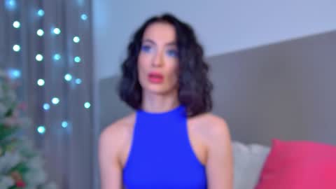 MariaMenson online show from 12.24.24