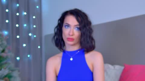 MariaMenson online show from 12.25.24