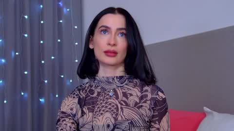 MariaMenson online show from 01.18.25