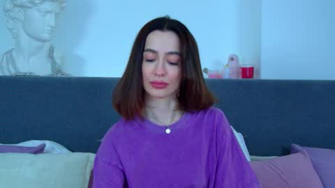 MariaMenson online show from 02.10.25